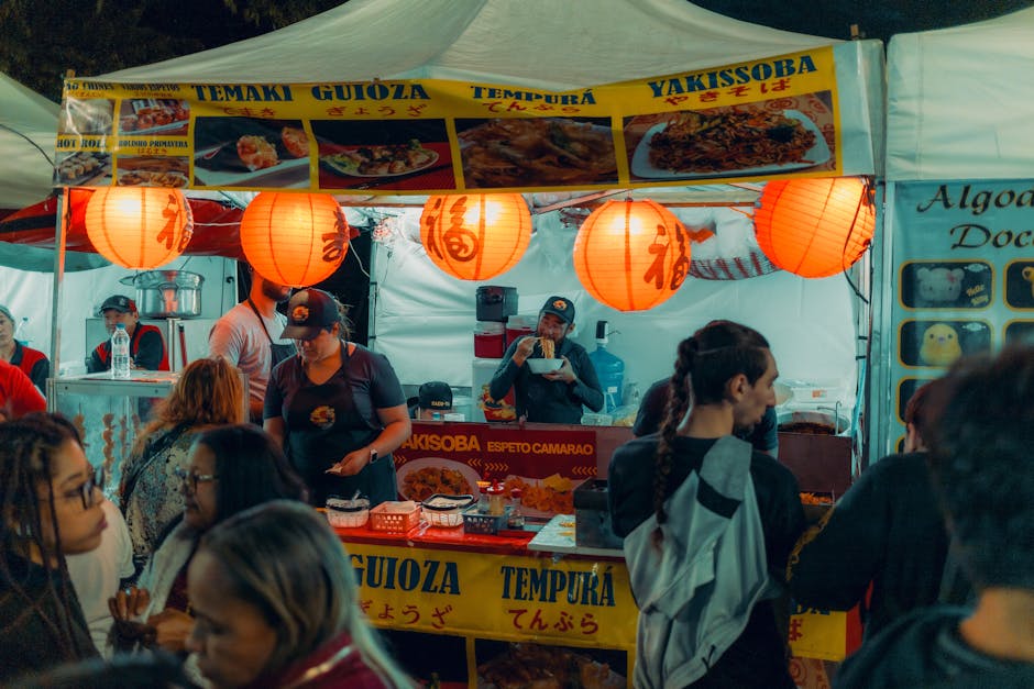 Persone che festeggiano a un evento all'aperto